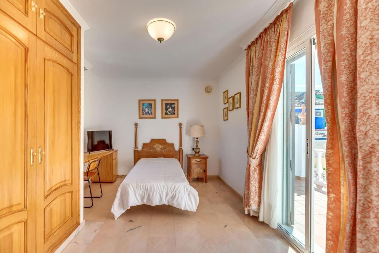 מארבלה Villa Angeles מראה חיצוני תמונה