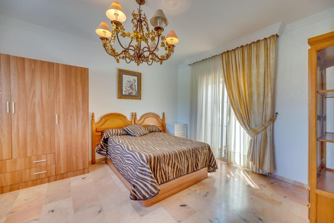 מארבלה Villa Angeles מראה חיצוני תמונה
